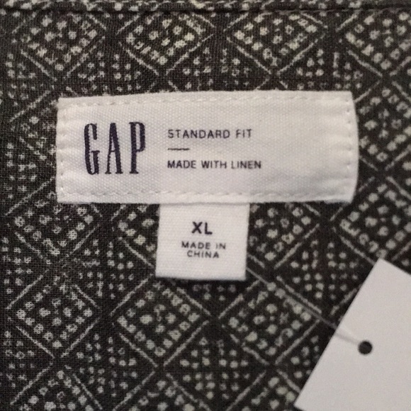 New GAP Men’s Straight Fit Button Up Short Sleeve Island Diamond Print Shirt - Picture 4 of 5